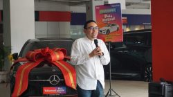 Pelanggan Asal Medan Bawa Pulang Mobil Mewah dari Telkomsel